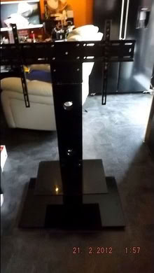 Photo of free tv stand and mounting bracket (Southport PR9) #2