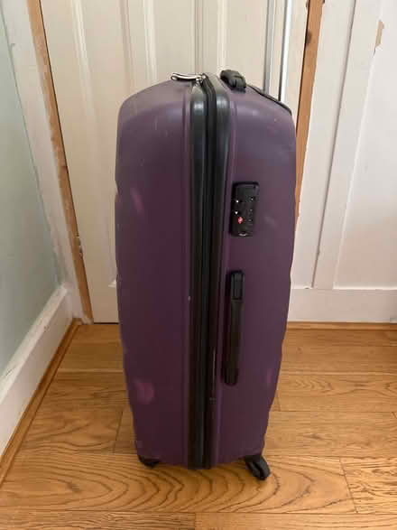 Photo of free Large hard shell suitcase (Surbiton, KT5) #3
