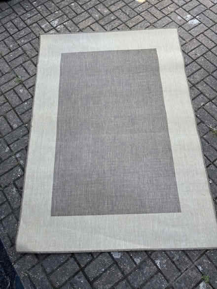 Photo of free Rug (BR3 Beckenham) #1