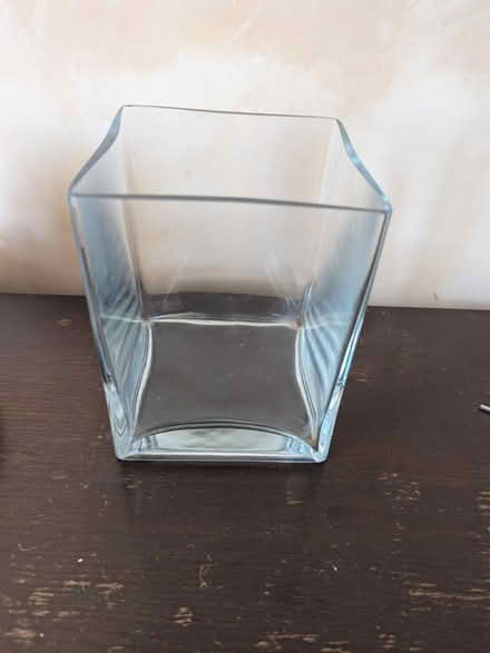 Photo of free Square vase (Ridgeway S12) #1