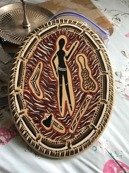 Photo of free Wall plaque Australian artist ‘Aborigini’ (Wayfield ME5) #1