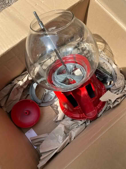 Photo of free Bubble gum machine (Middlewich) #1