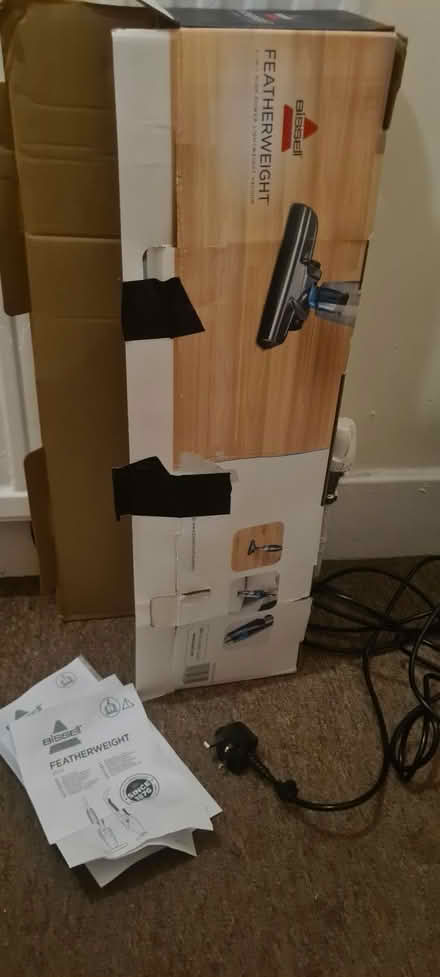 Photo of free Small upright hoover (Hanover BN2) #2