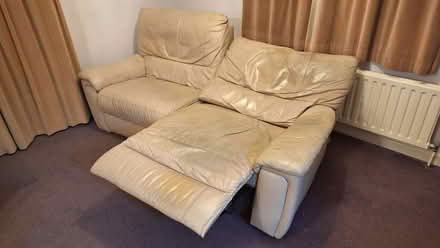 Photo of free Leather electric recliner settee (Whitecross OX13) #1