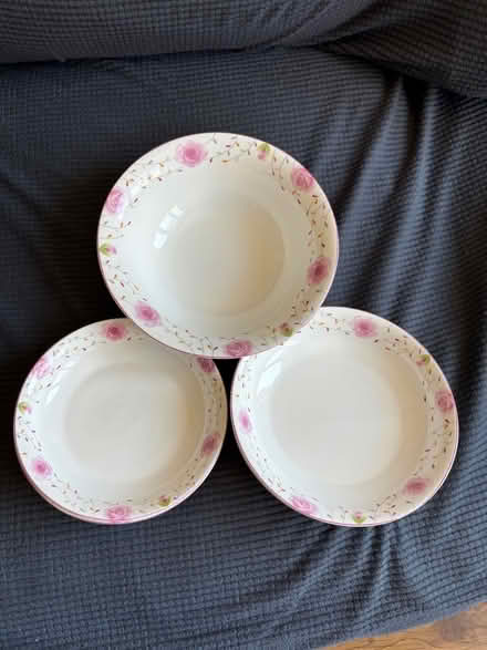 Photo of free Big bowl and plates (RG41) #3
