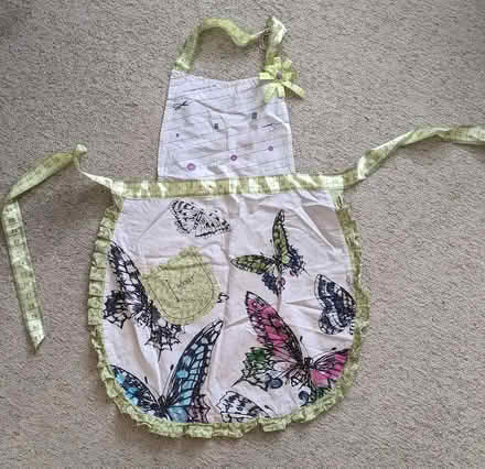 Photo of free Designer Apron (Pollards Hill CR4) #1
