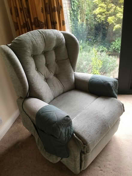Photo of free Riser recliner chair (University Area RG1) #1
