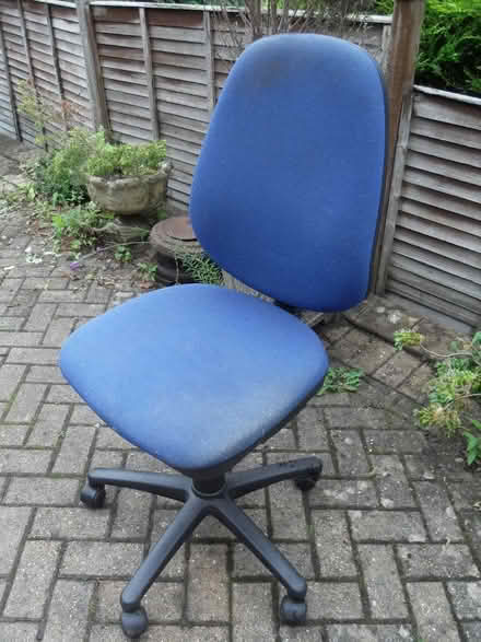 Photo of free Adjustable office chair (Cainscross GL5) #1