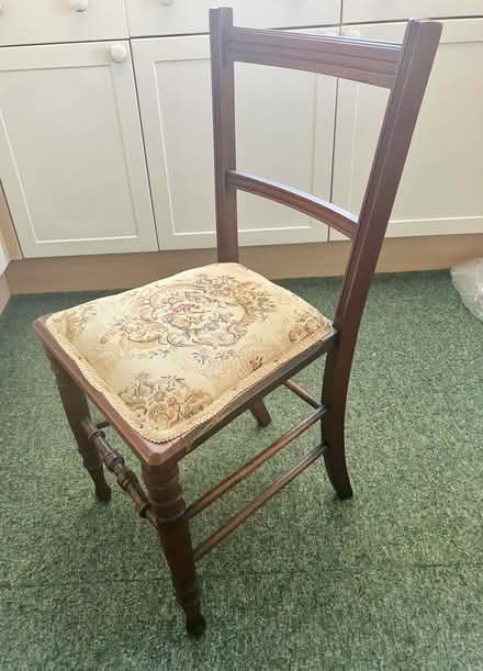Photo of free Antique chair (Church Crookham GU52) #1