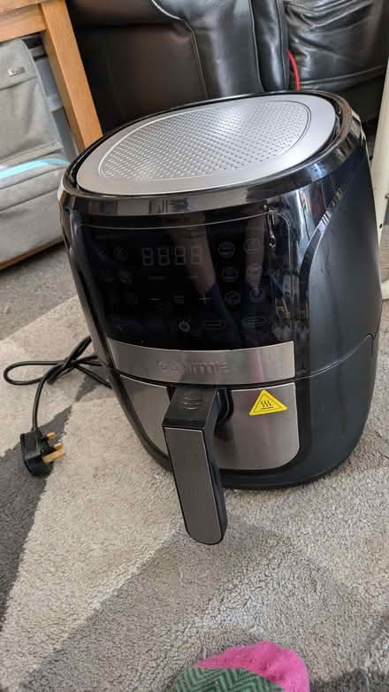 Photo of free Air Fryer (Ruislip HA4) #1
