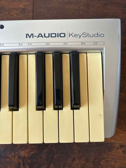 Photo of free M-audio keyStudio (BR3 Beckenham) #3