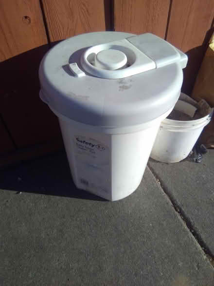 Photo of free freebies: compost, dirt, housewares (Capewood and junewood) #2