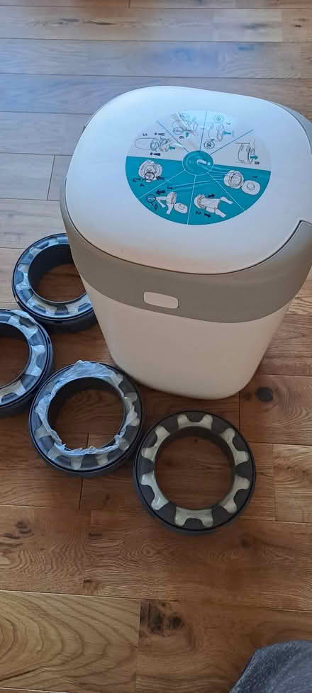 Photo of free Tommee Tippee nappy bin (New Malden KT3) #1