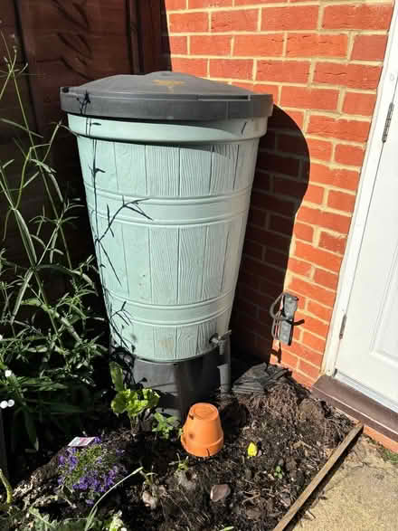 Photo of free Water Butt (Mereoak Park RG7) #1