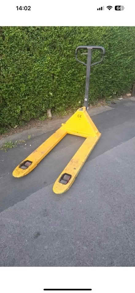 Photo of Pallet Truck (Bootle) #1