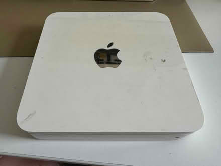Photo of free Apple Time Capsule 1st Gen 1TB (Round Hill BN2) #2