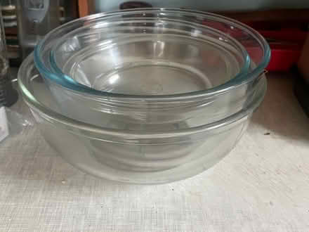 Photo of free Glass bowls and dishes (Chessington KT9) #1