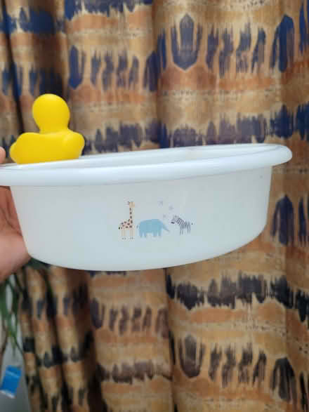 Photo of free Newborn bath bowl and thermometer (Sale M33) #1