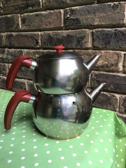 Photo of free Turkish teapot & waterpot (University Area RG1) #1