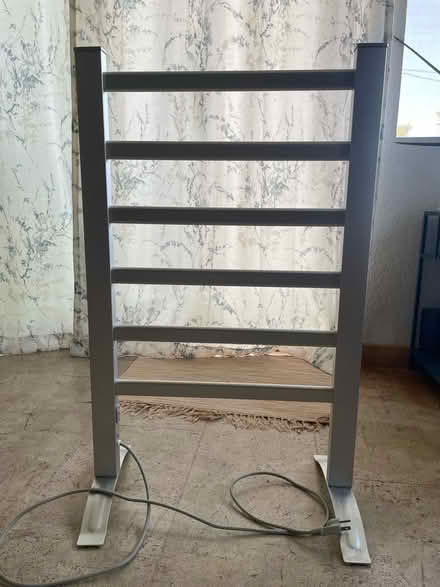 Photo of free Heating rack (Interbay, Seattle) #1
