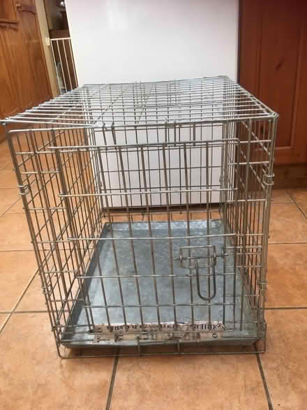 Photo of free Dog crate (Grimsbury OX16) #1