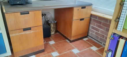 Photo of free Office desk with drawers (Westminster Park CH4) #2