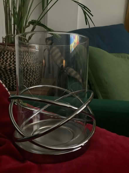 Photo of free candle holder/ vase (E8) #1