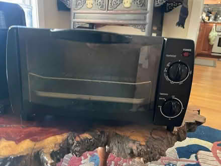 Photo of free Toaster Oven (Issaquah - Downtown vicinity) #2