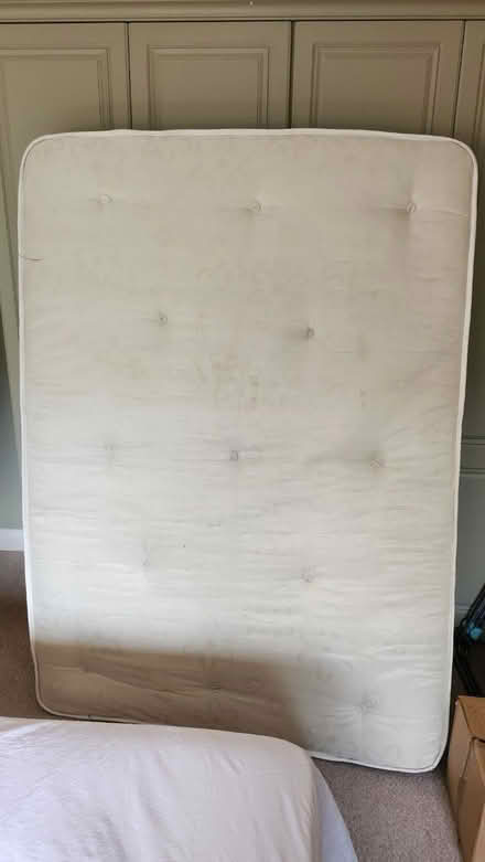 Photo of free Double mattress (Wimbledon SW20) #1