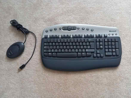 Photo of free Wireless Keyboard (KT4 Worcester Park) #1