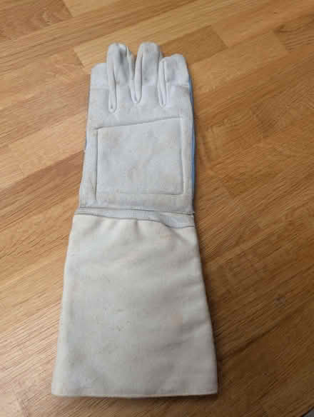Photo of free Fencing glove, left hand size 9.5 (Egham TW20) #2