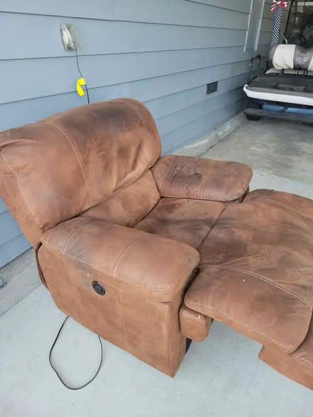 Photo of free Leather recliner (San marcos) #1