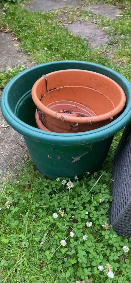 Photo of free Plant pots (Horsforth LS18) #1