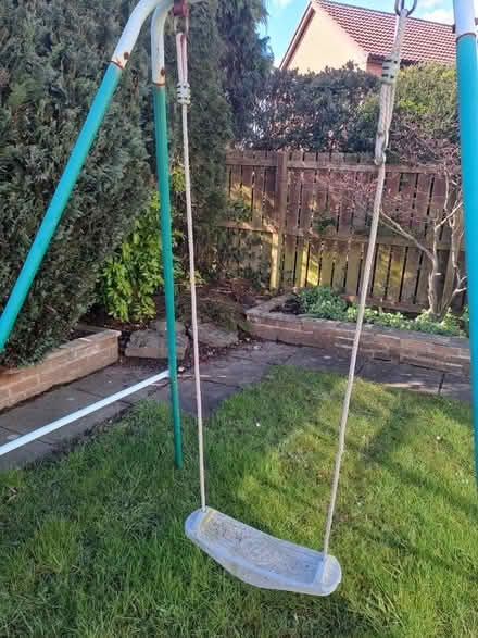 Photo of free Kid's Swing (Benton NE7) #2