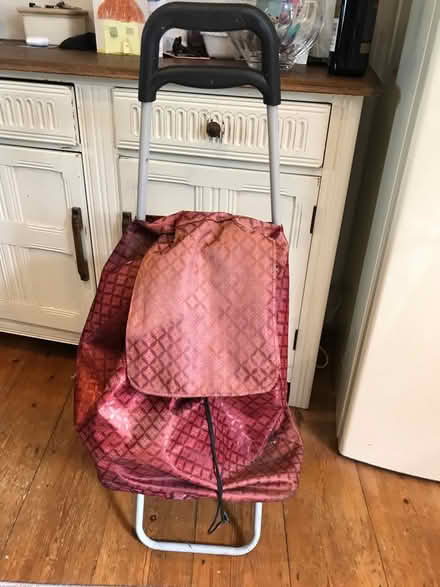 Photo of free Old wheelie basket (SW2 - Brixton) #1