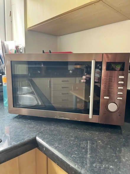 Photo of free Working microwave (Hendon, NW4) #1