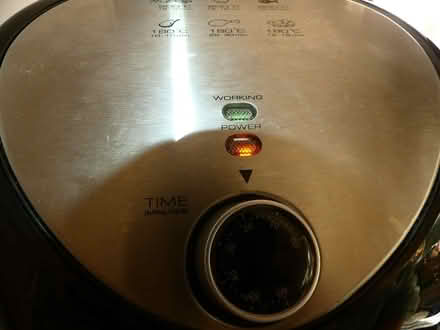 Photo of free Tower Air Fryer (Freshbrook SN5) #3
