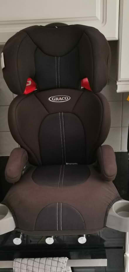 Photo of free Car seat with Cup holders (Macclesfield) #2