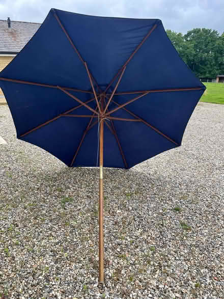 Photo of free Garden sun umbrella (Kingsclere RG20) #2