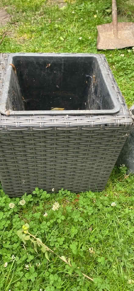 Photo of free Plant pots (Horsforth LS18) #2