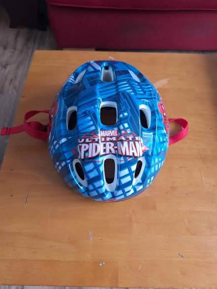 Photo of free childs bike helmet (croydon CR0) #1