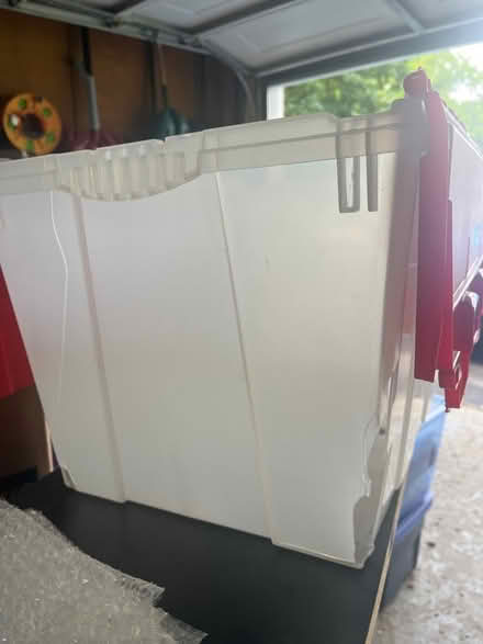 Photo of free Plastic container w lid (N.Farmington) #1