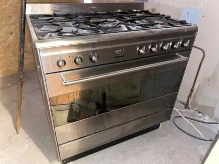 Photo of free SMEG 5 ring hob/ oven and Fan (Exeter EX2 7) #2