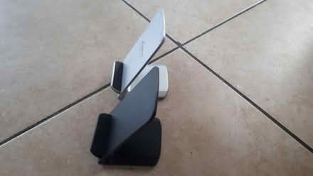 Photo of free Wireless phone charging stands (Slough Britwell area SL2) #2