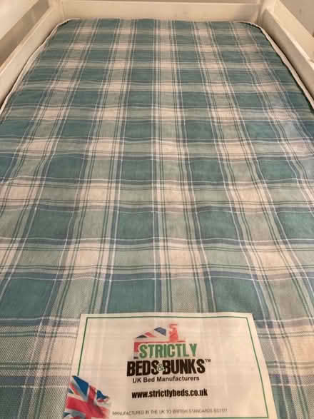 Photo of free Wooden raised bed for kids (Ringwood) #4