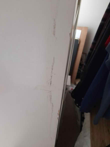 Photo of free Ikea Kallax shelving unit (kendal LA9) #4