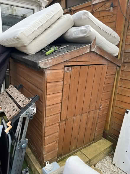 Photo of free Small shed (Croydon CR0) #1
