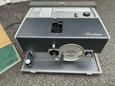 Photo of free Vintage Slide Projector (Cortlandt Man near Put Valley) #1
