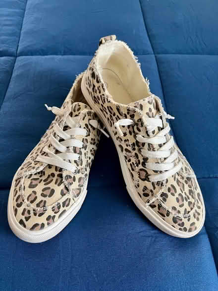 Photo of free Women’s Size 10 (Big Bethel/Saunders HPT) #1