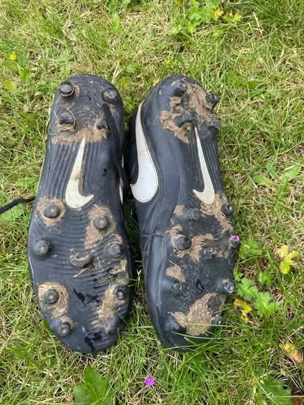 Photo of free Football boots adult size 8.5 (Whitton TW2) #2